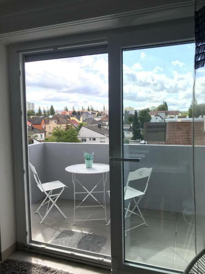 Joli Studio A Euroairport-Basel-Mulhouse-Freiburg Saint-Louis  Dış mekan fotoğraf